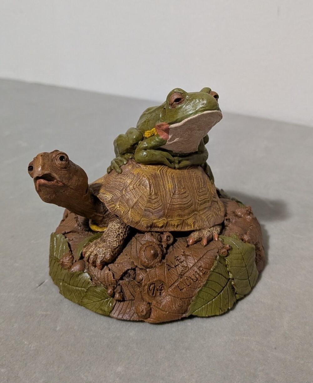 Vintage 1994 Cairn Studio "Alex and Louie" Figurine Tim Wolfe Frog Turtle